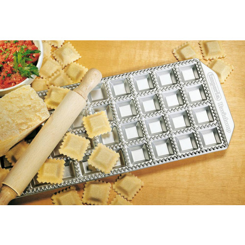 IMPERIA Ravioli classici forma na ravioli s válcem na těsto - 36 dělení