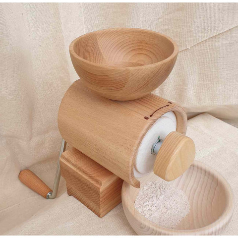 GAMMO Organic ruční mlýnek na obilí